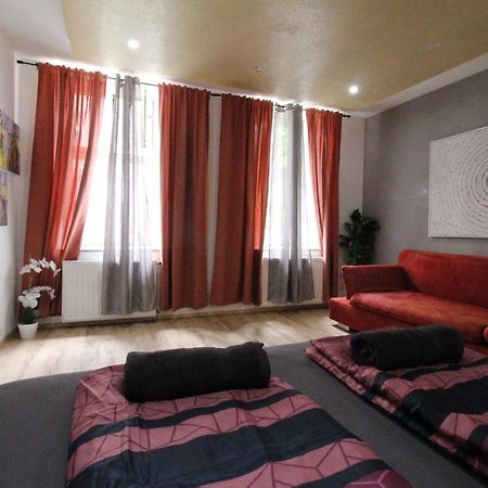 Private Triple Bedroom Rf1 Wien Ngoại thất bức ảnh
