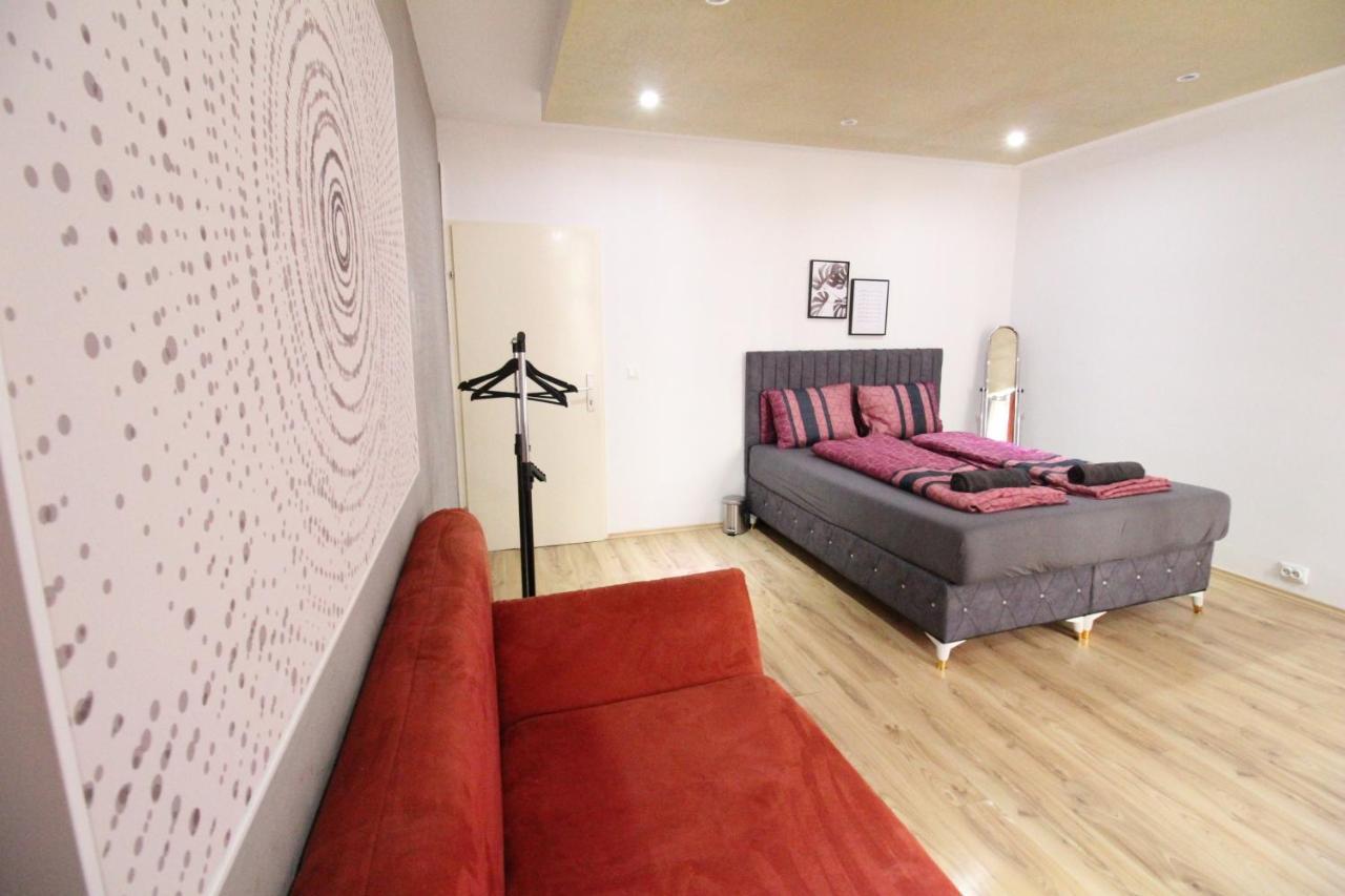 Private Triple Bedroom Rf1 Wien Ngoại thất bức ảnh
