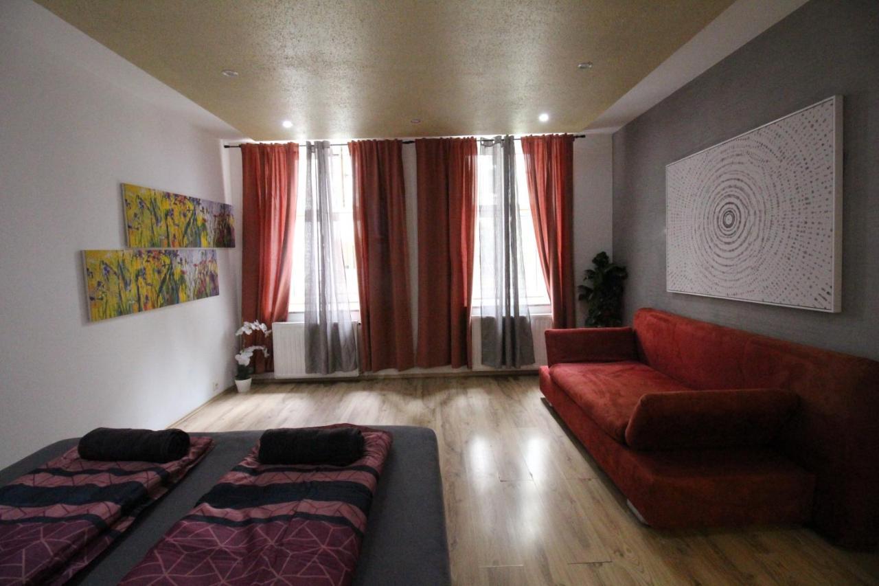 Private Triple Bedroom Rf1 Wien Ngoại thất bức ảnh